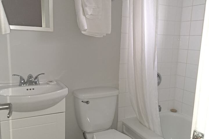 Room 135 of 176
