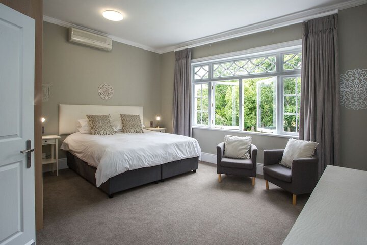 Room 10 of 35
