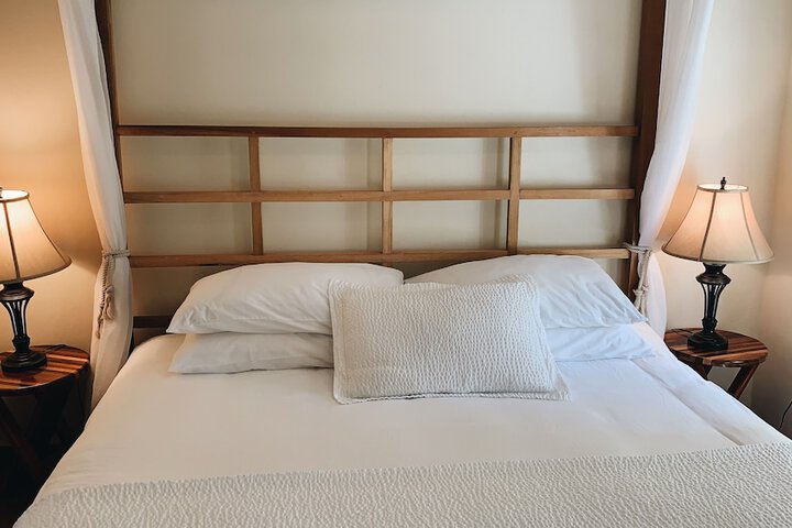 Room 10 of 60