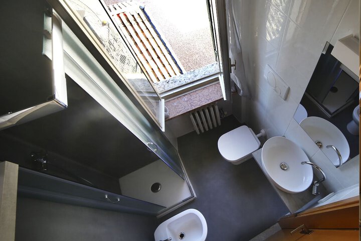 Room 29 of 51