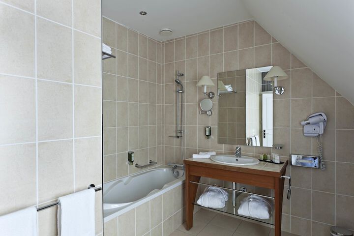 Bath Photo