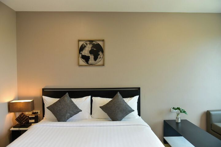 Room 18 of 84