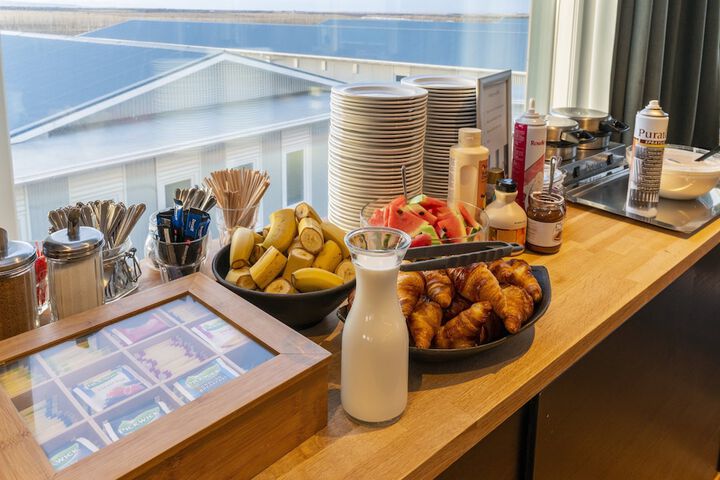 Breakfast/Coffee Service 42 of 74