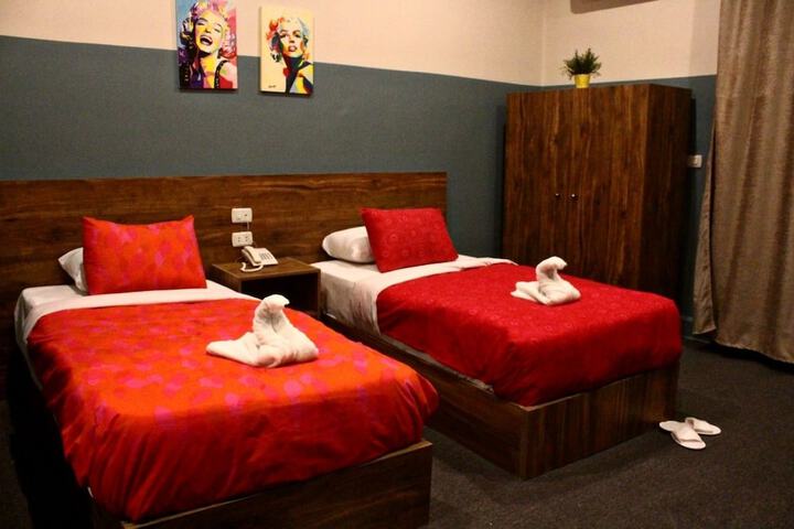 Room 5 of 47