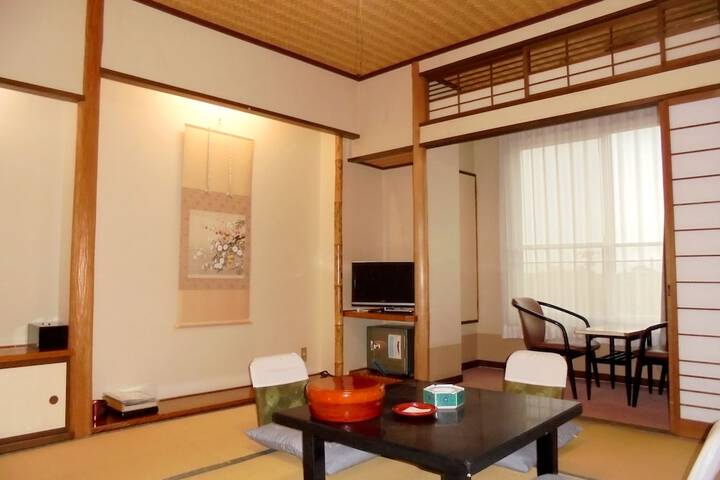 Room 7 of 17