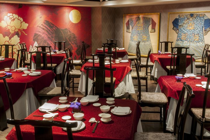 Dining 37 of 58