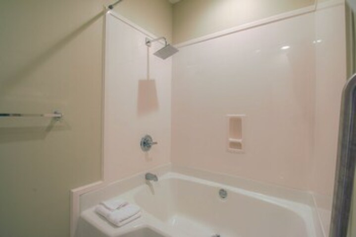 Room 5 of 58