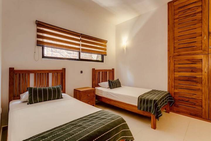 Room 10 of 70