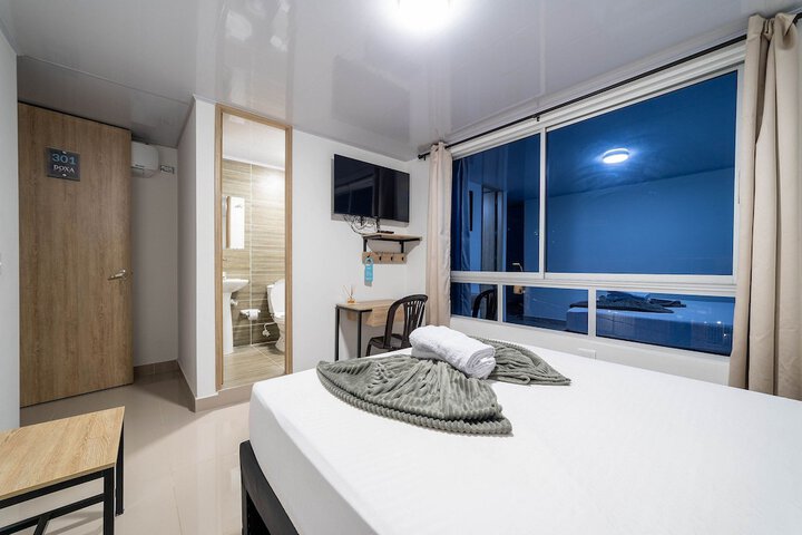 Room 45 of 122