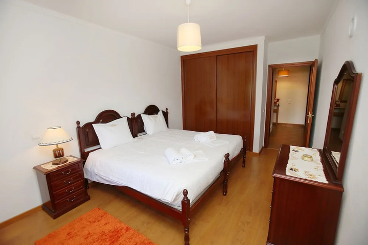 Room 3 of 25