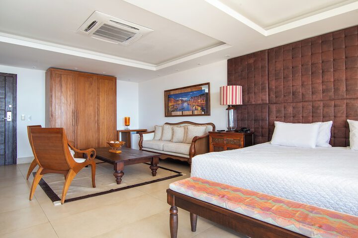 Room 60 of 132