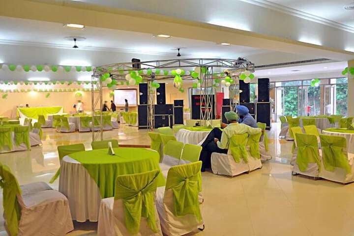 Ballroom/Hall 49 of 65