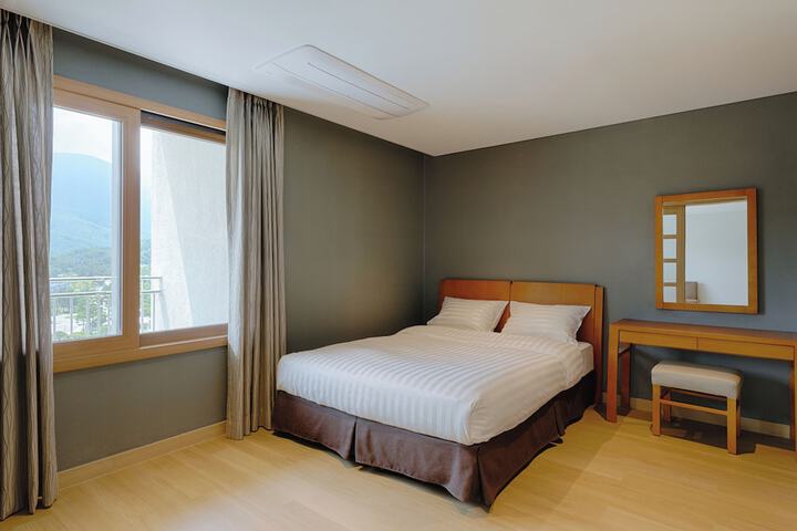 Room 40 of 110
