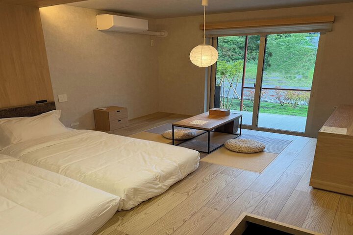 Room 32 of 57