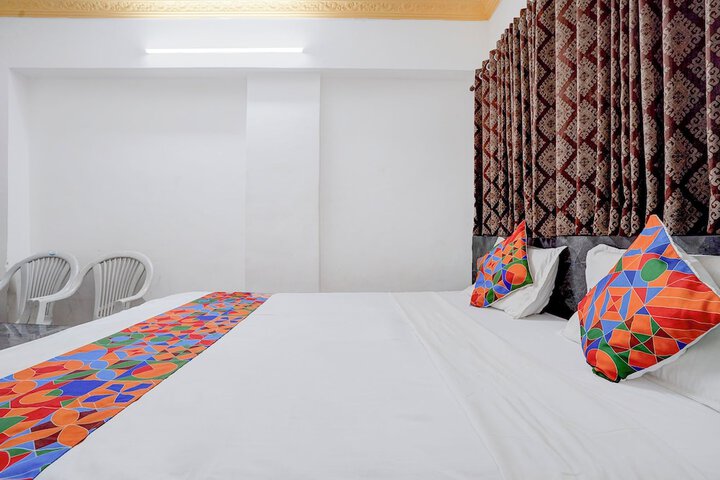 Room 11 of 29