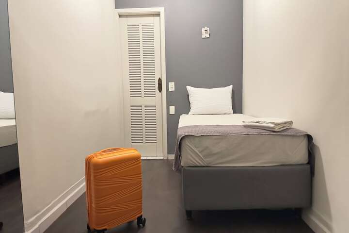 Room 11 of 43