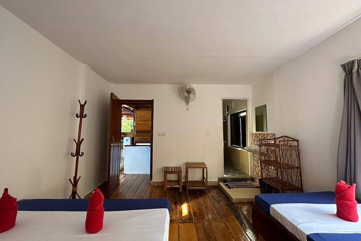 Room 58 of 105