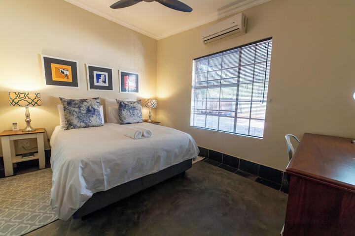 Room 14 of 42