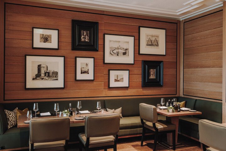 Dining 84 of 115