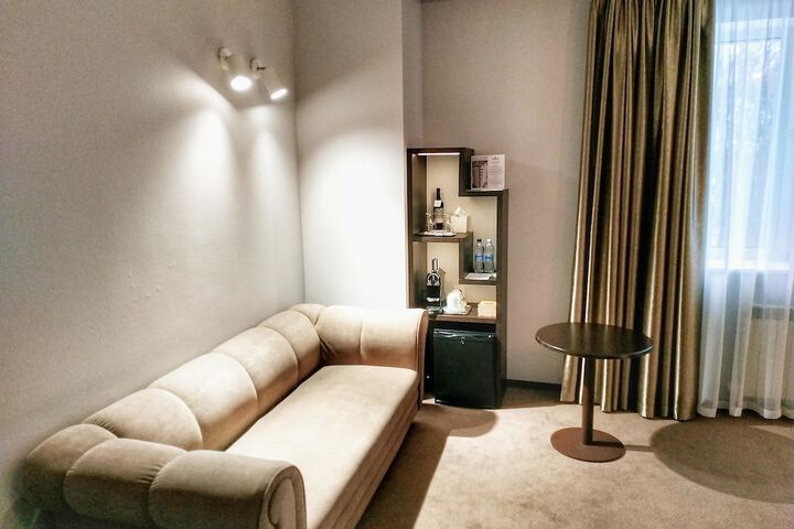 Room 22 of 86