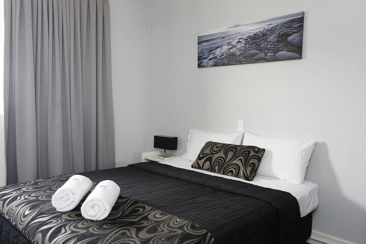 Room 33 of 58