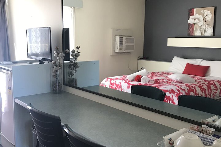 Room 12 of 29