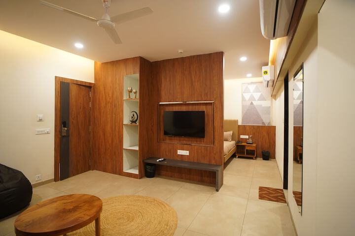 Room 19 of 32