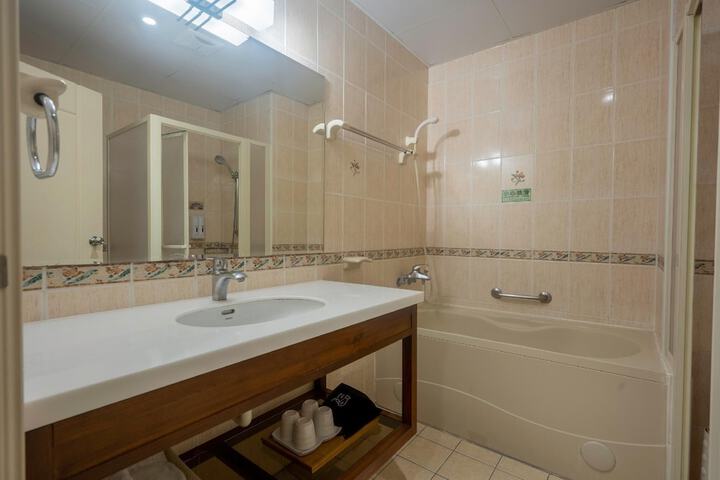 Bath Photo