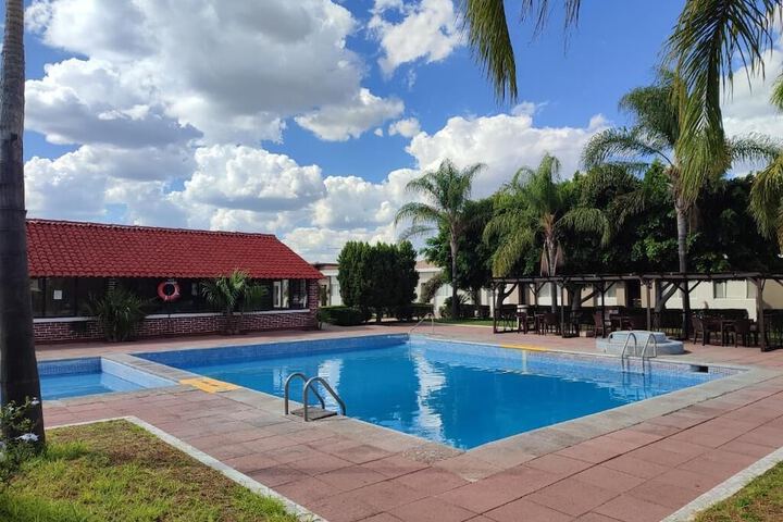 Pool 9 of 20