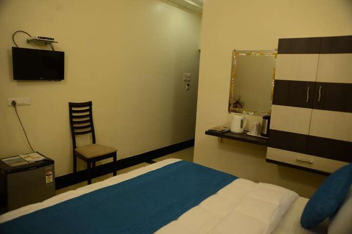 Room 19 of 57