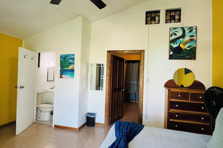 Room 42 of 180