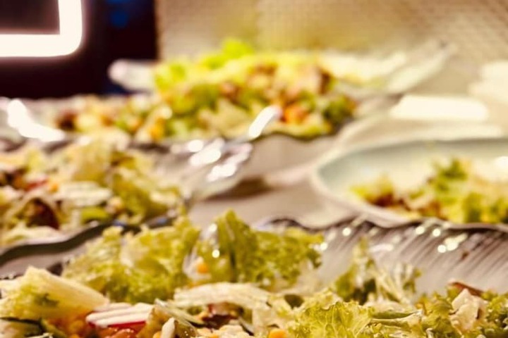 Dining 25 of 38