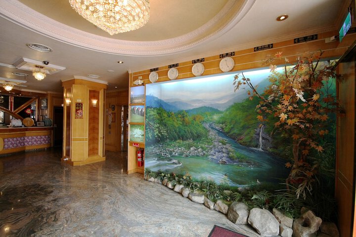 Hotel 3 of 32