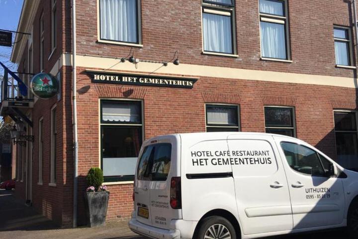 Hotel het Gemeentehuis Uithuizen