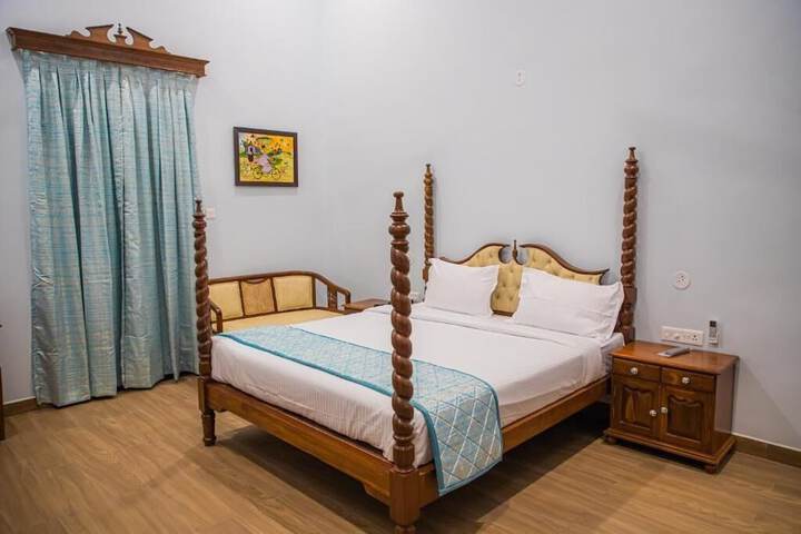 Room 3 of 24