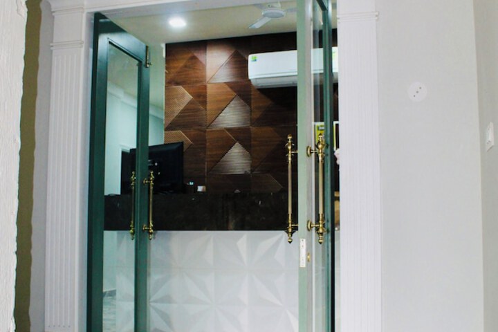 The Loya Hotel