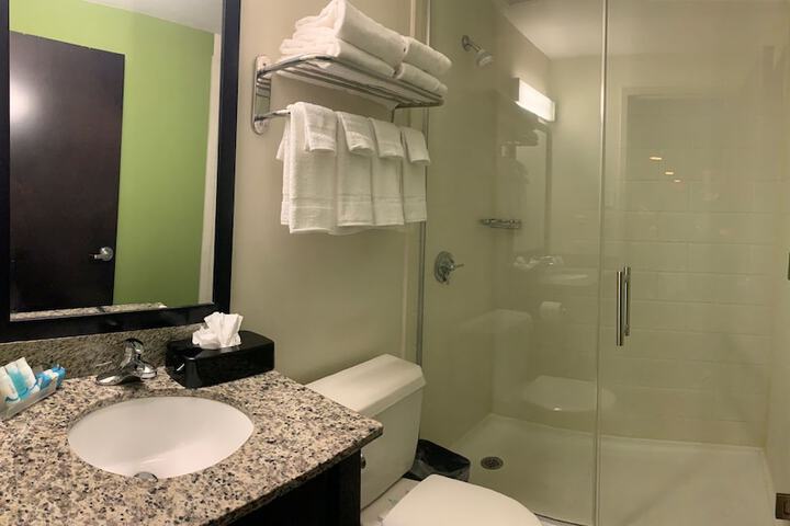 Room 8 of 64