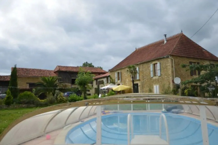 Pool 9 of 13