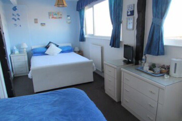 Room 36 of 77