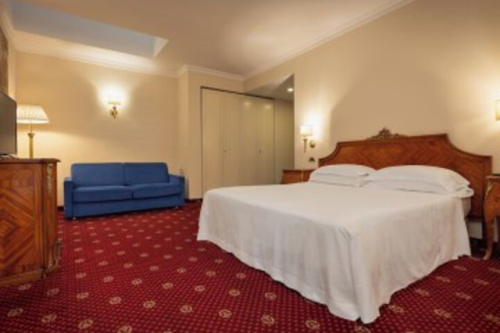 Room 30 of 70