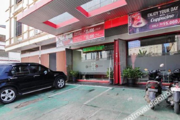 巴厘岛艾里雷农图卡西塔鲁姆LC1号酒店(Airy Premier Renon Tukad Citarum LC1 Bali)