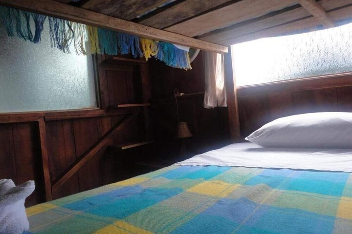 Room 11 of 28