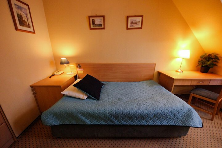 Room 62 of 72