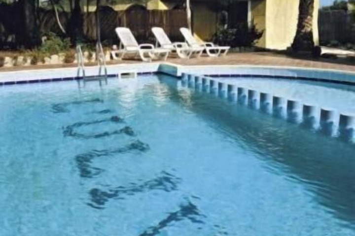 Pool 35 of 72