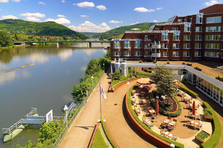 Hotel 63 of 64
