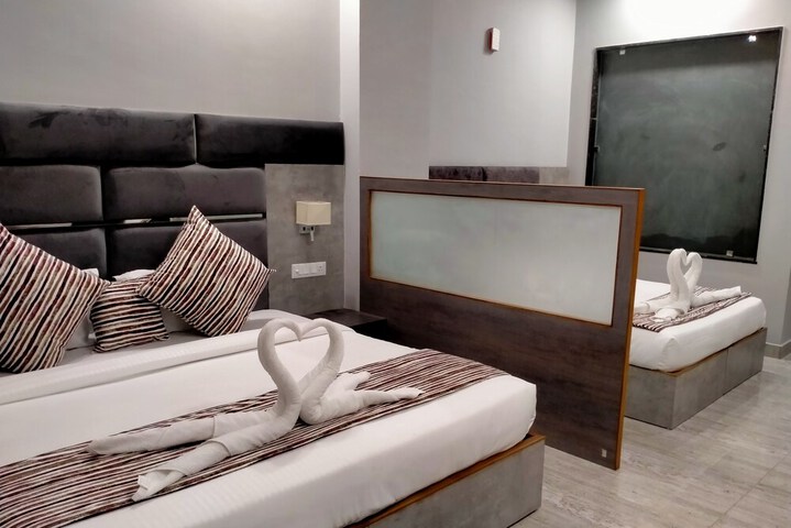 Room 33 of 123