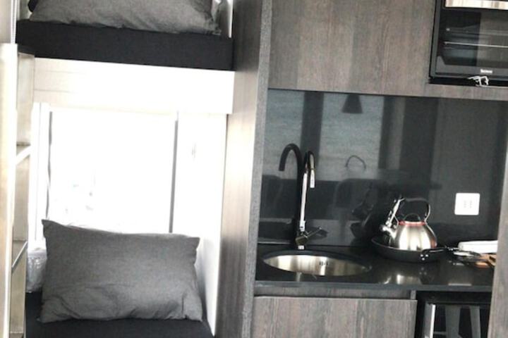 Room 5 of 42