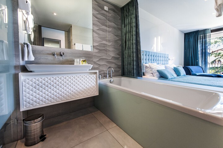 Bathroom Interior Photo
