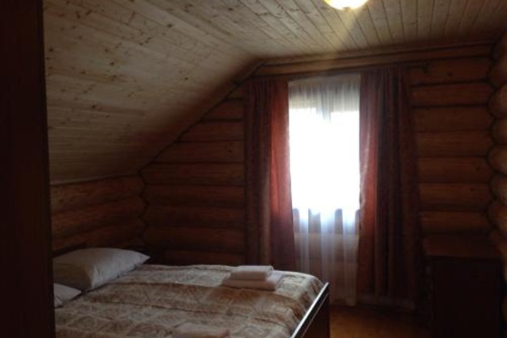 Room 2 of 14