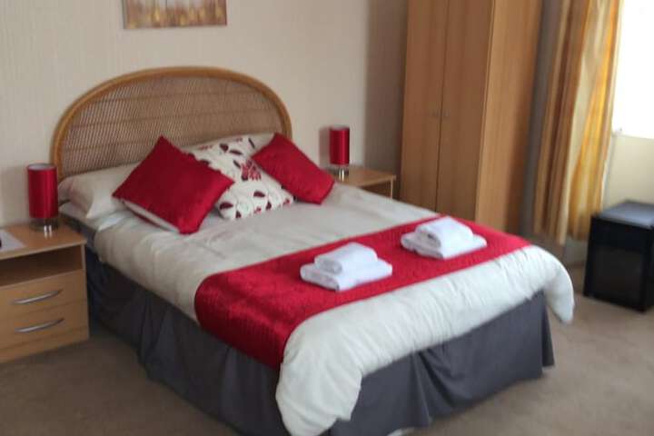 Room 14 of 26